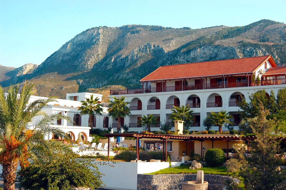 Onar Holiday Village
