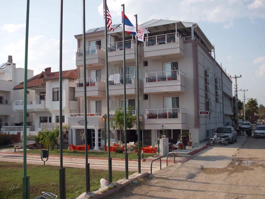 Zeus Otel