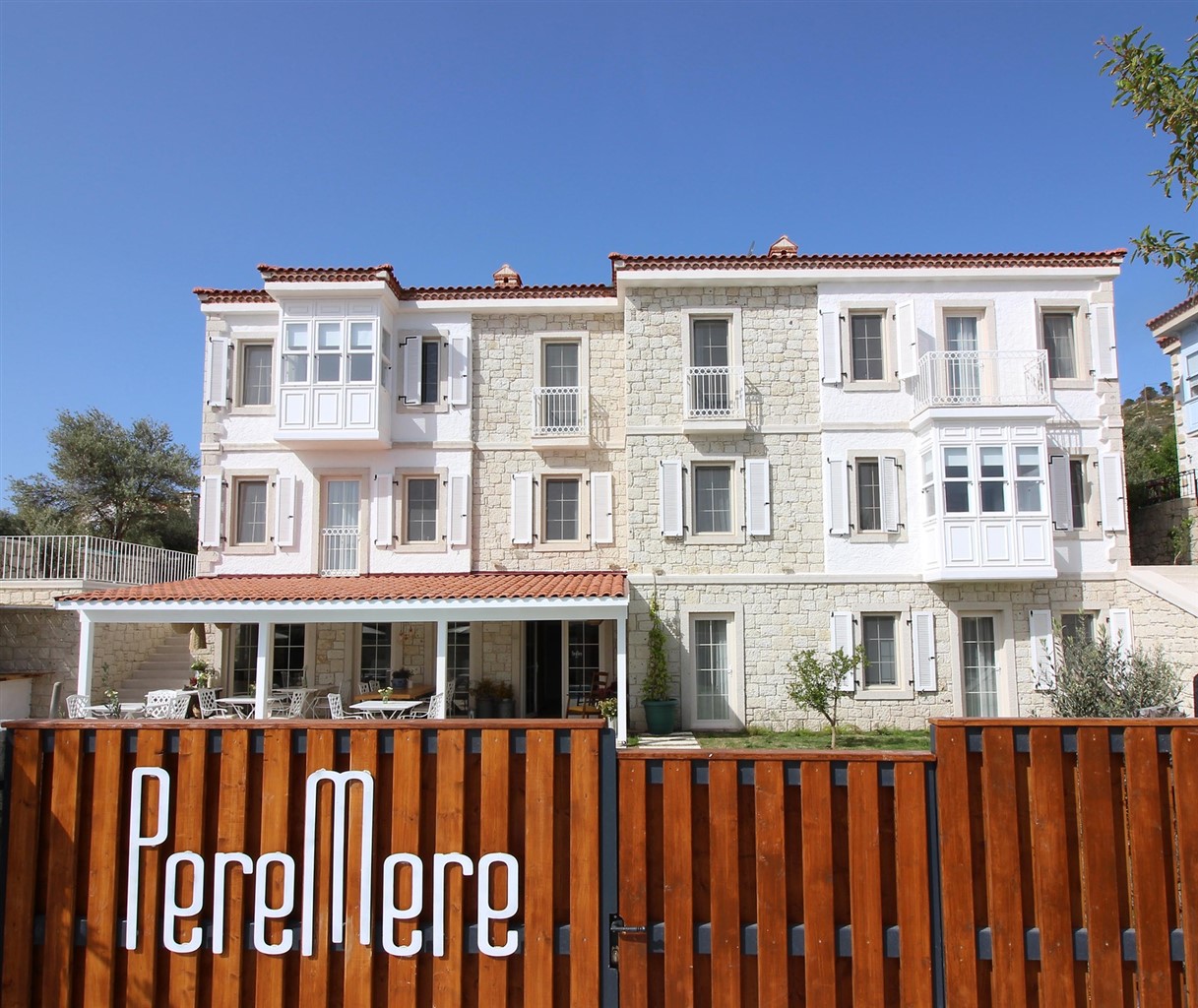 Peremere Ala&ccedil;atı Otel