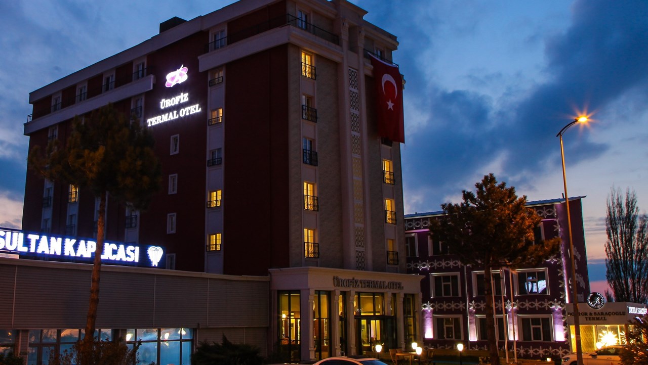 &Uuml;rofiz Termal Hotel