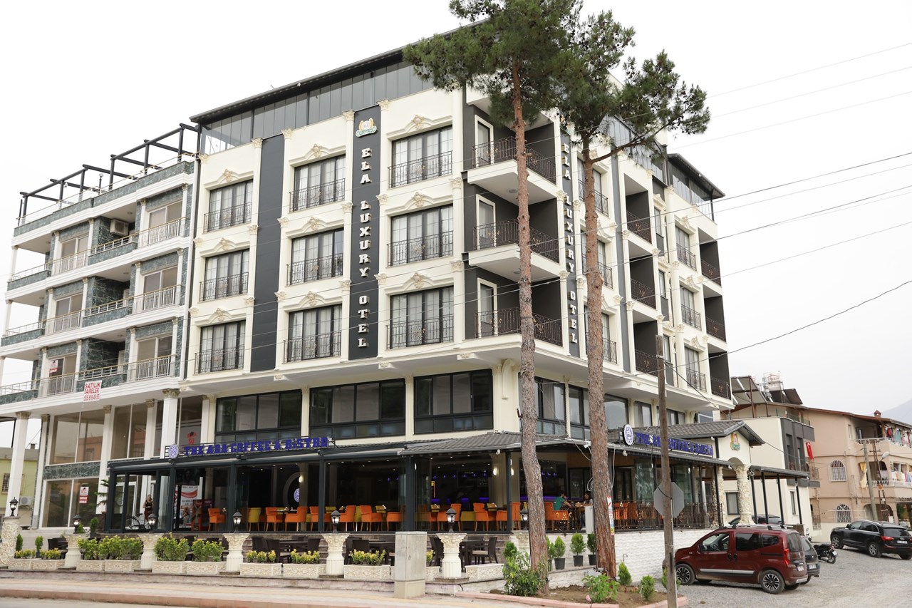 Ela Luxury Otel
