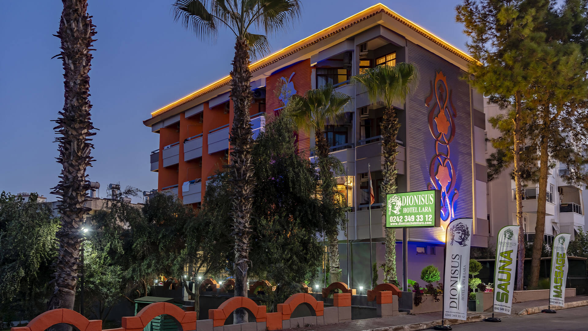 Dionisus Hotel Lara