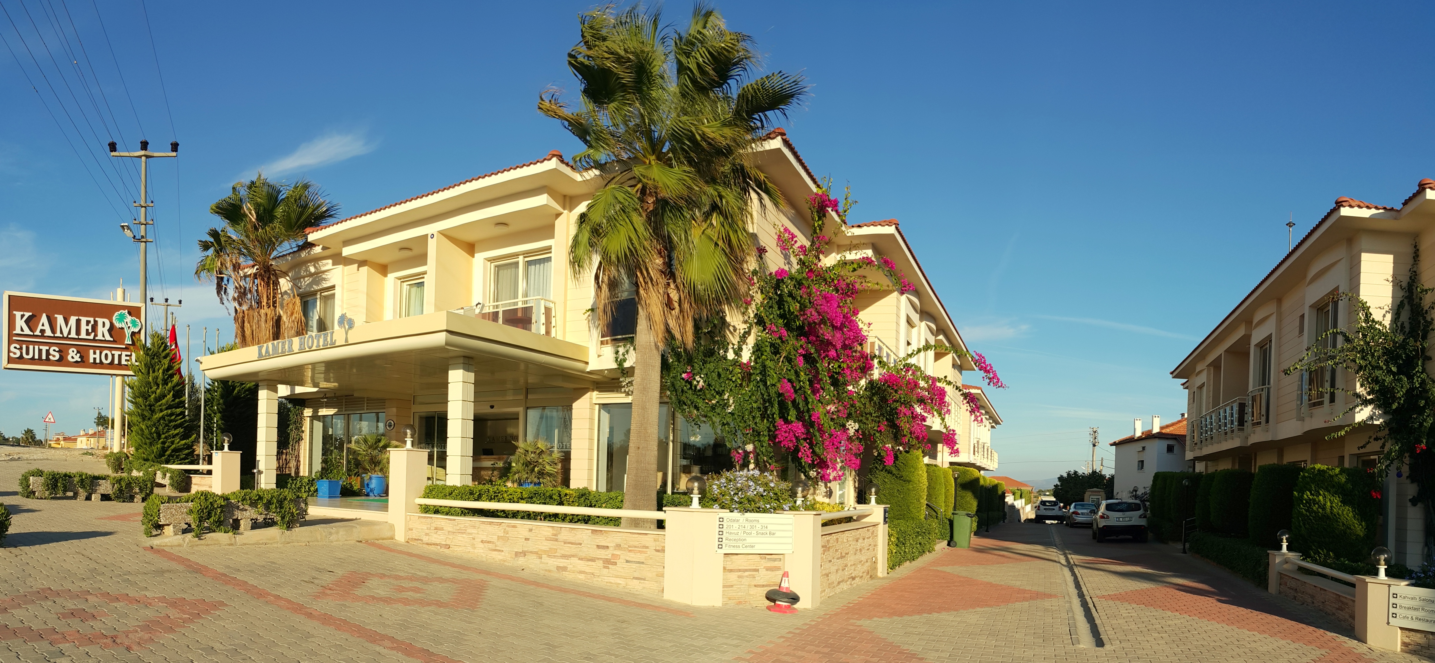 Kamer Suites & Hotel