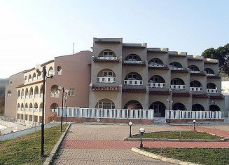 Alang&uuml;ll&uuml; Termal Tesisleri