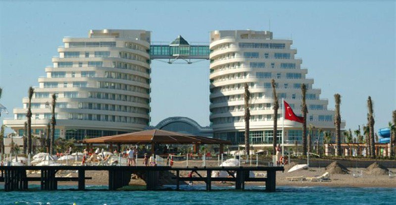 Miracle Resort Hotel