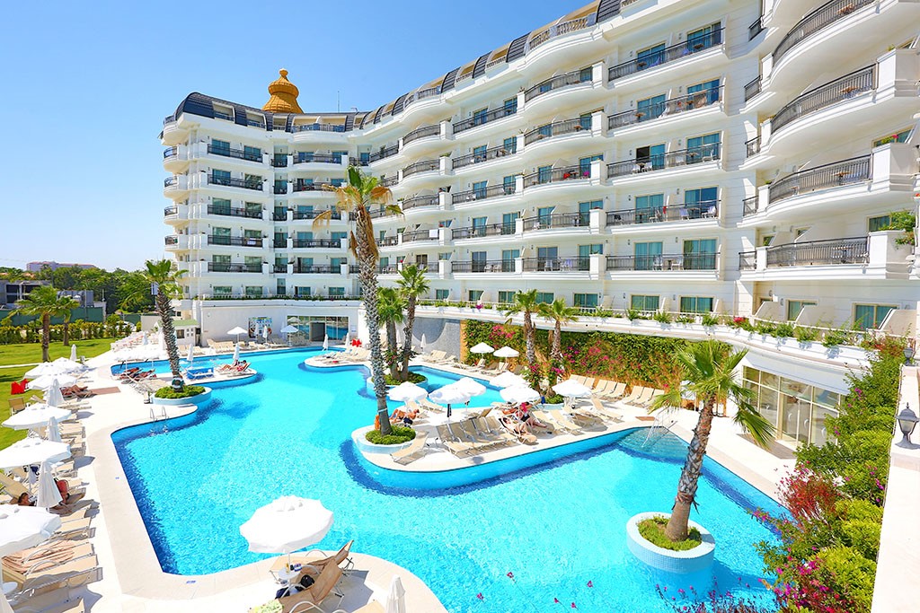 Heaven Beach Resort & Spa